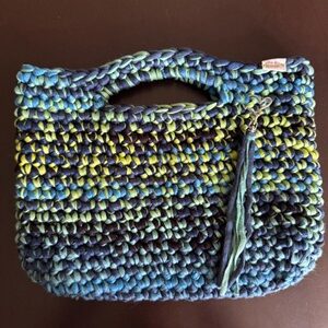 Gehäkelte Tasche Blau Gelb