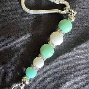 Schlüsselanhänger Türkis und Weiss