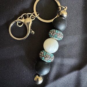 Schlüsselanhänger Weiss und Schwarz Glitzer